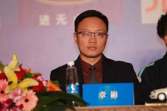 金·卡戴珊主演《诉讼女王》巴黎首映 3 《同乐者》曝预告 《绝命毒师》主创打造科幻新剧 4 《海贼王2》曝海报及剧照 布洛基和东利同框亮相 5 经典美剧《越狱》重启！